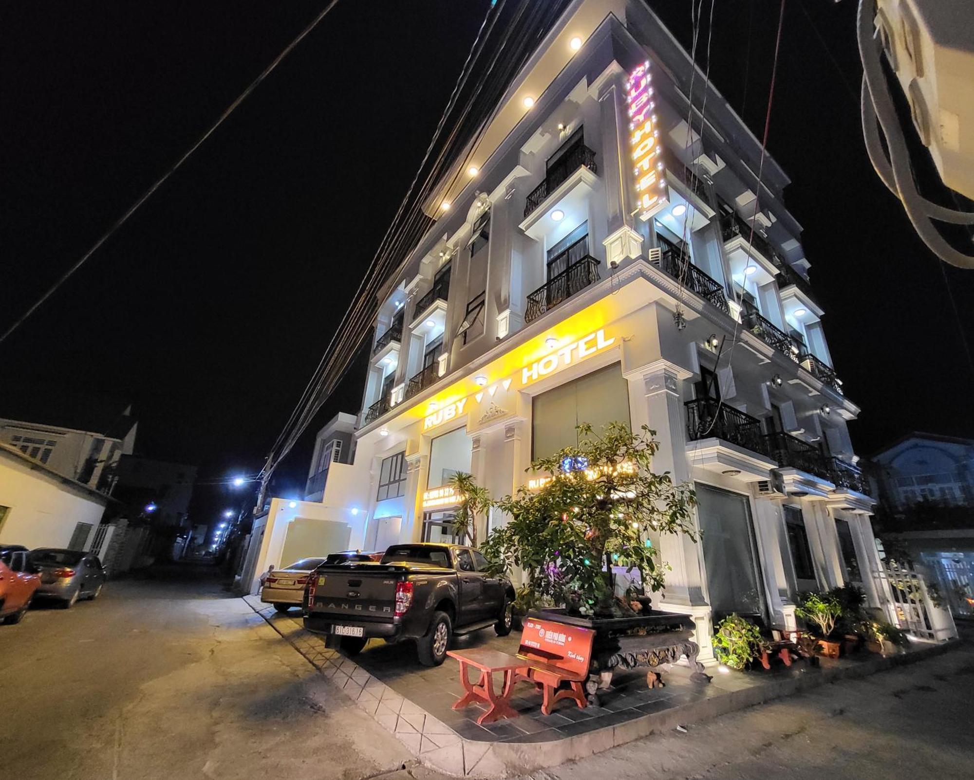 Ruby Hotel Vinh Long Exterior photo