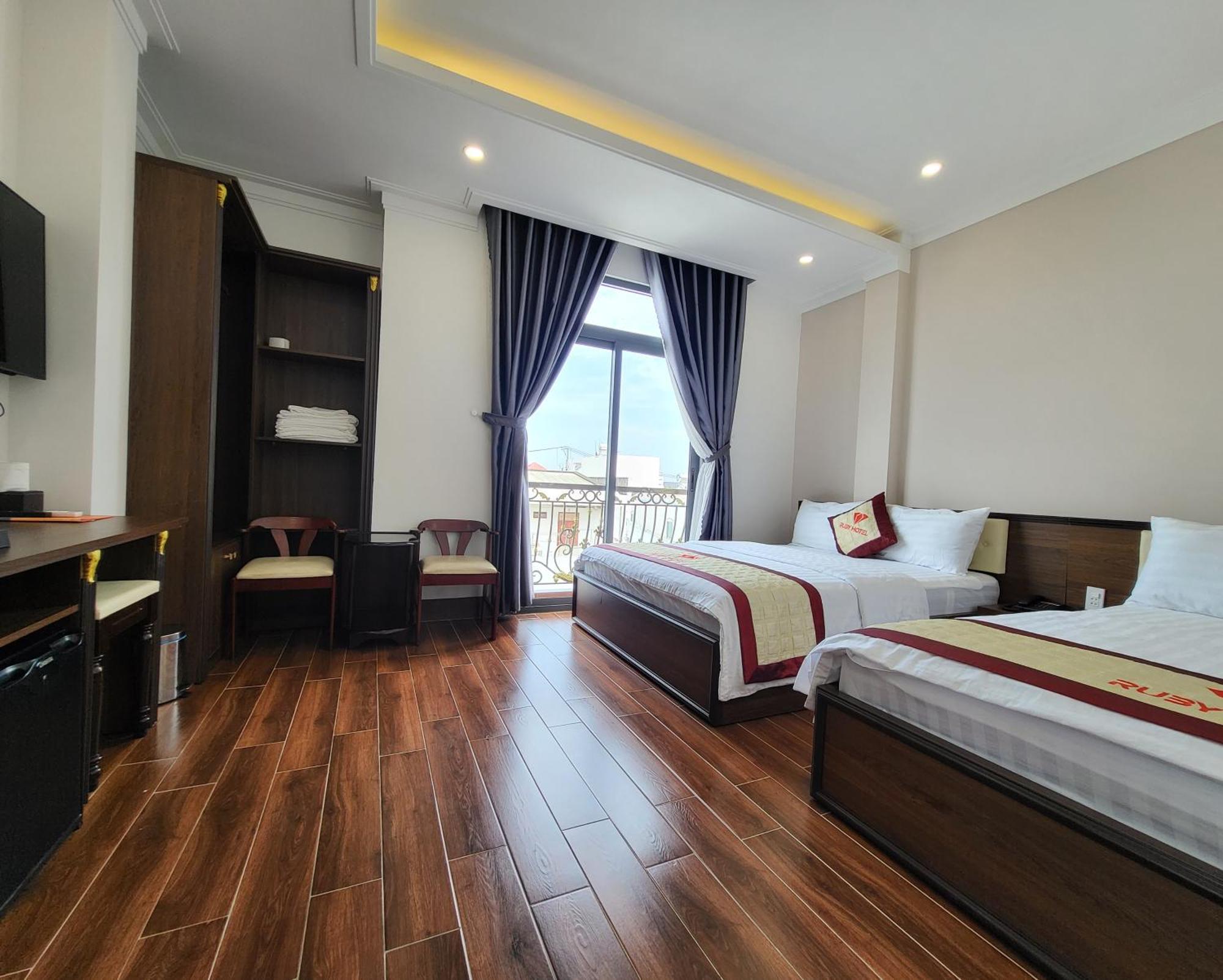Ruby Hotel Vinh Long Exterior photo
