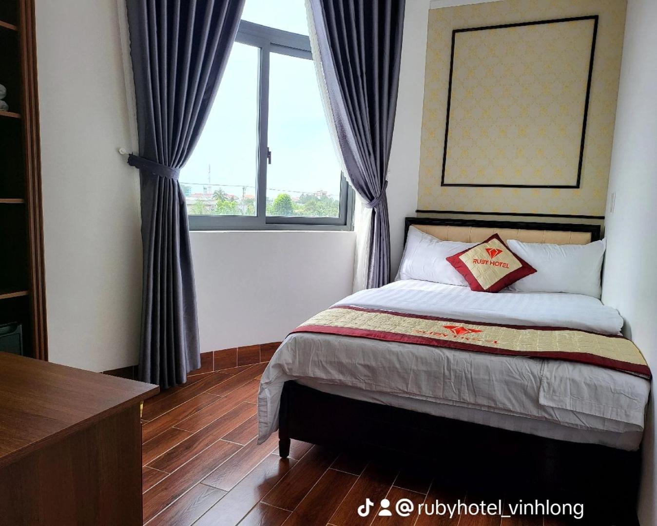 Ruby Hotel Vinh Long Exterior photo