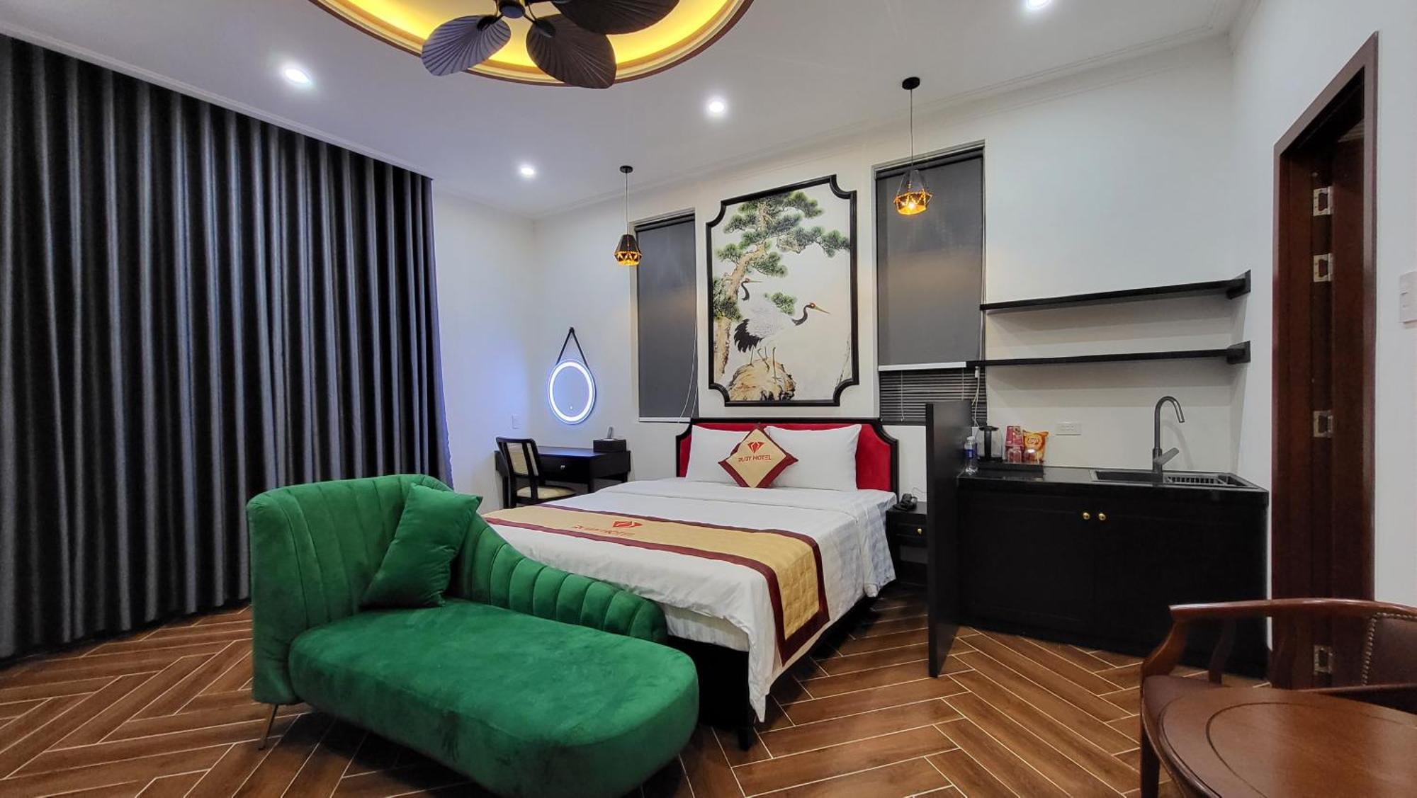 Ruby Hotel Vinh Long Exterior photo