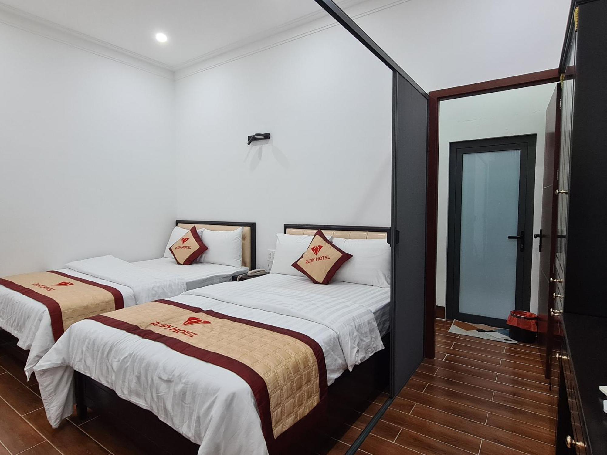 Ruby Hotel Vinh Long Exterior photo