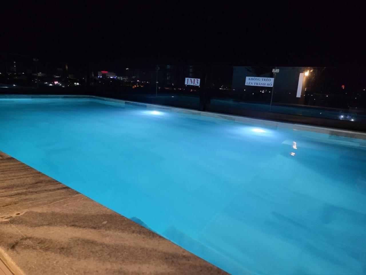 Ruby Hotel Vinh Long Exterior photo
